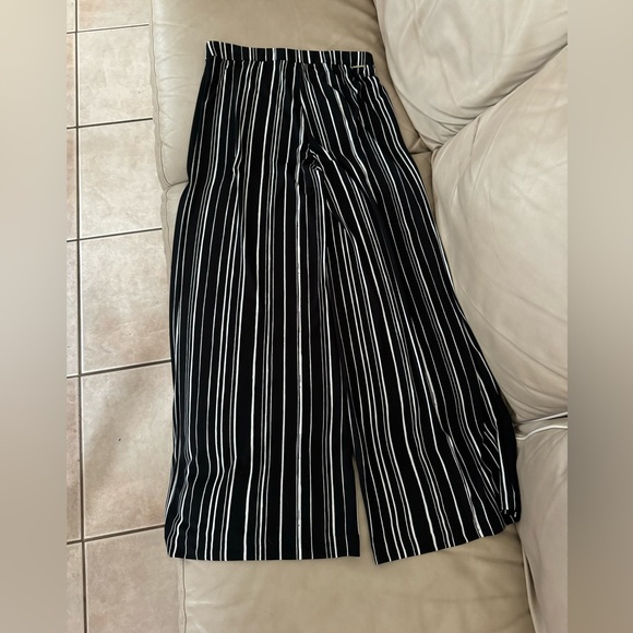 NWOT BLACK LABEL by CHICO’S Pleat-Front Striped Pants - Picture 15 of 17